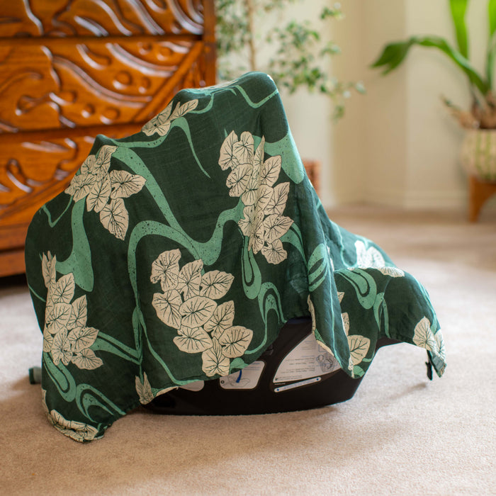 Hawaiian Loʻi Pō Kapa Moe - Hawaiian Bamboo Swaddle Blanket