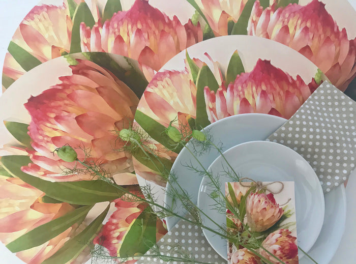 Protea Robijn Round Placemats