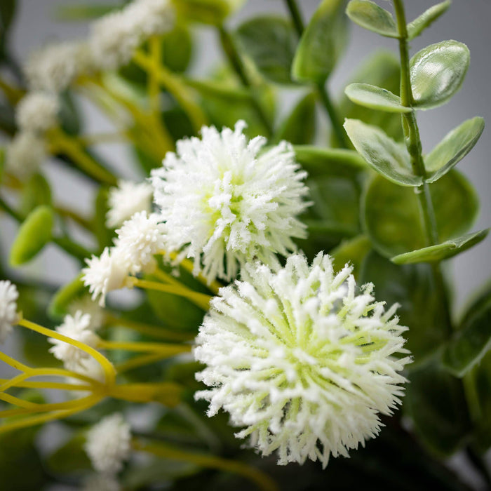 ROMANTIC EUCALYPTUS PICK