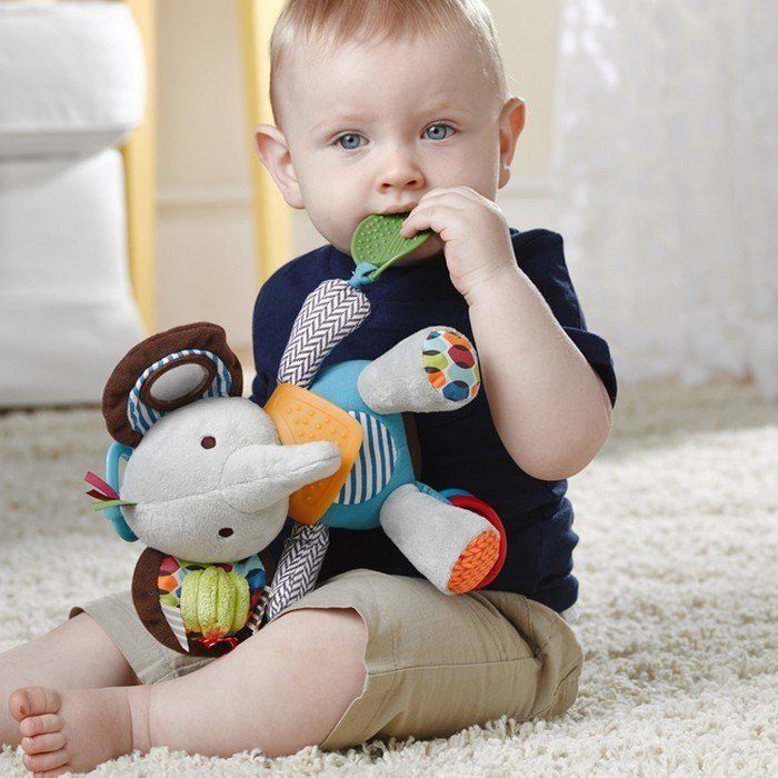 Skip Hop Bandana Buddies Plush Teething Toy - Activity Elephant
