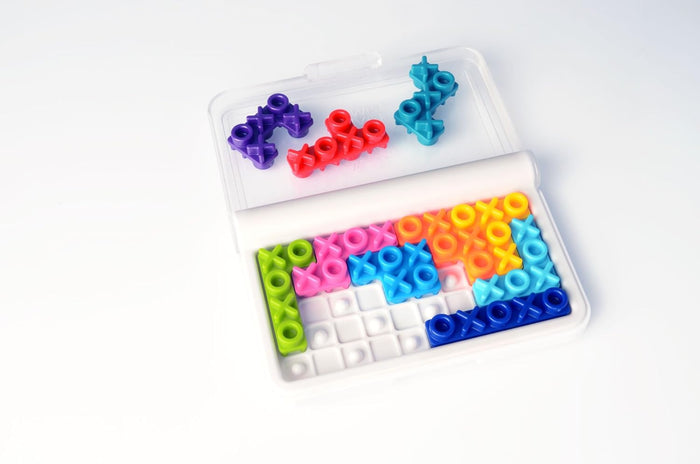 SmartGames: IQ XOXO: 1 Player Puzzle Game - 120 Challenges, Easy to Expert Levels, Ages 6+