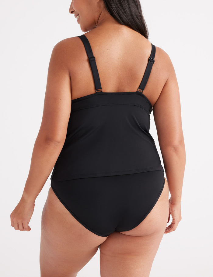 Jessie is a 38G and is wearing a Knix size XL | Back view of model wearing the Tankini Top highlighting the coverage and fit | Black