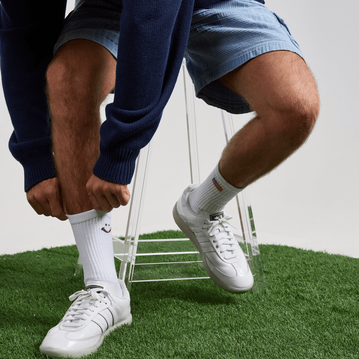 Del Campo 1776 Crew golf socks, lifestyle shot
