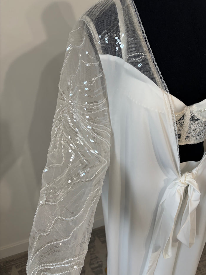 Lydia Bridal Robe - L left