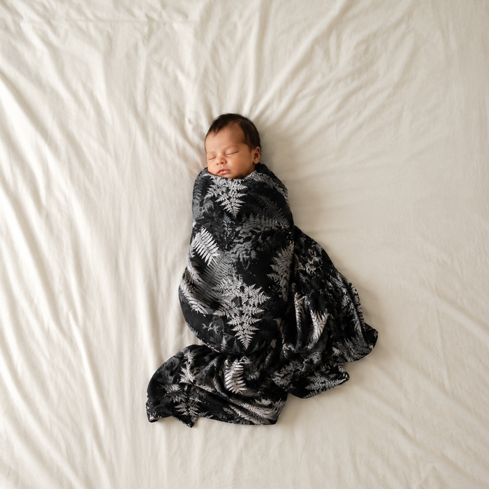 Black Hawaiian Ferns Kapa Moe — Hawaiian Bamboo Swaddle Blanket