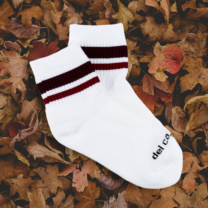 Del Campo Burgundy Stripes golf socks