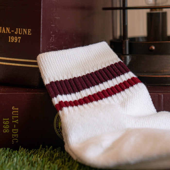 Del Campo Burgundy Stripes golf socks