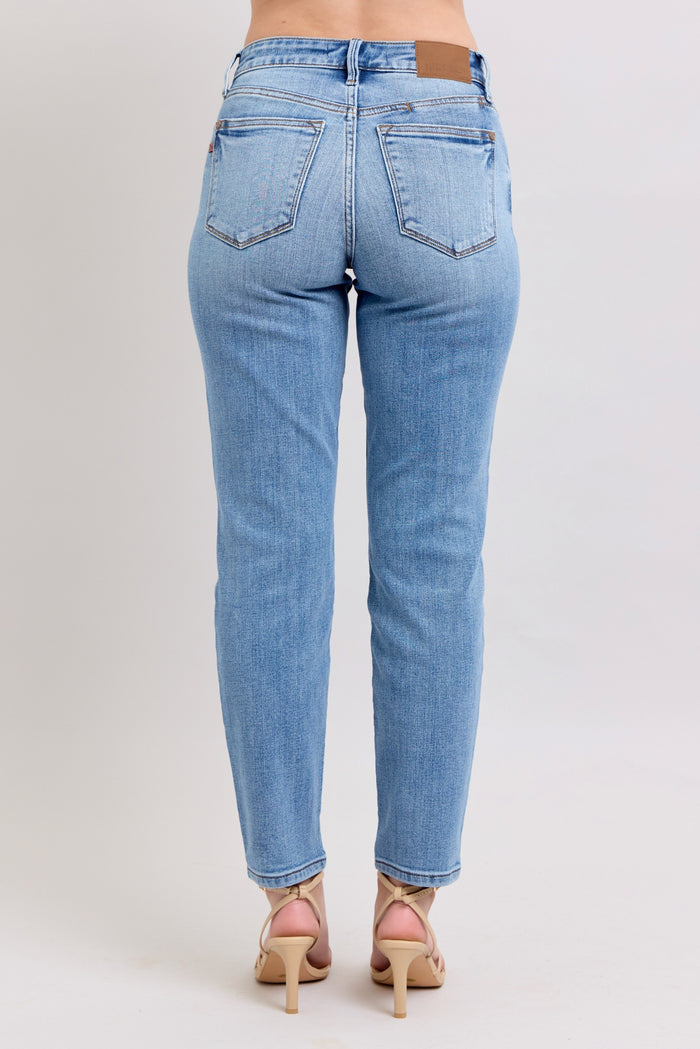 Cellphone Pocket Mid Rise Slim Fit