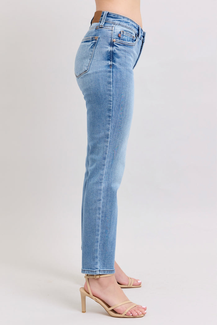 Cellphone Pocket Mid Rise Slim Fit