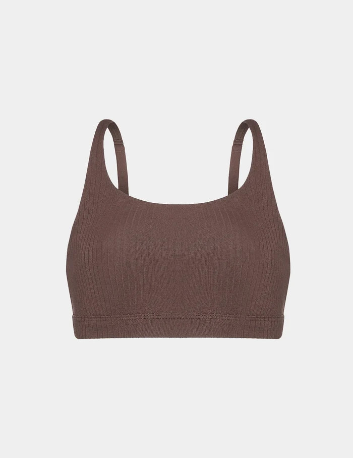 | Front view of model highlighting the coverage and fit | Espresso