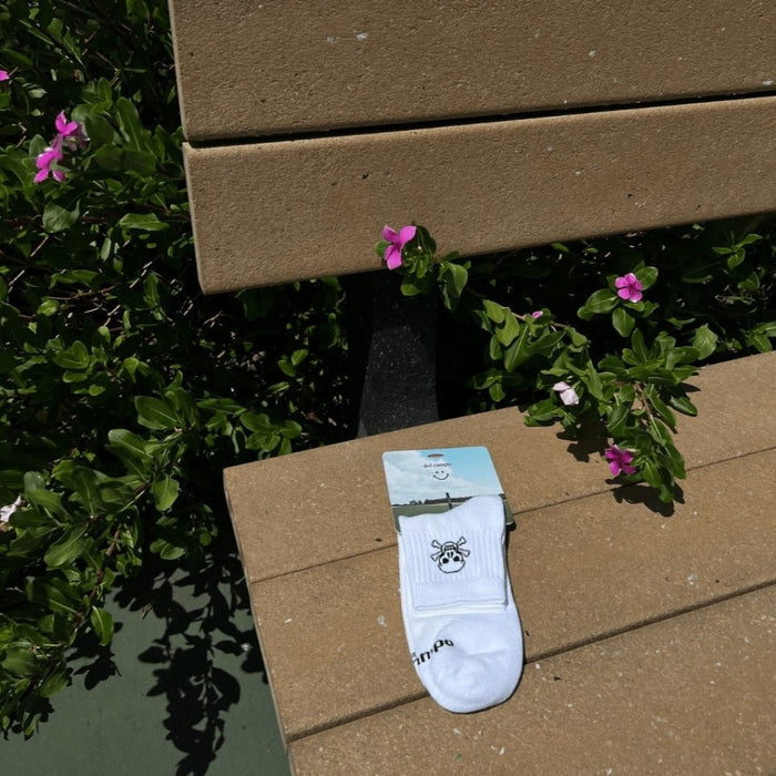 Del Campo Crossbones golf socks