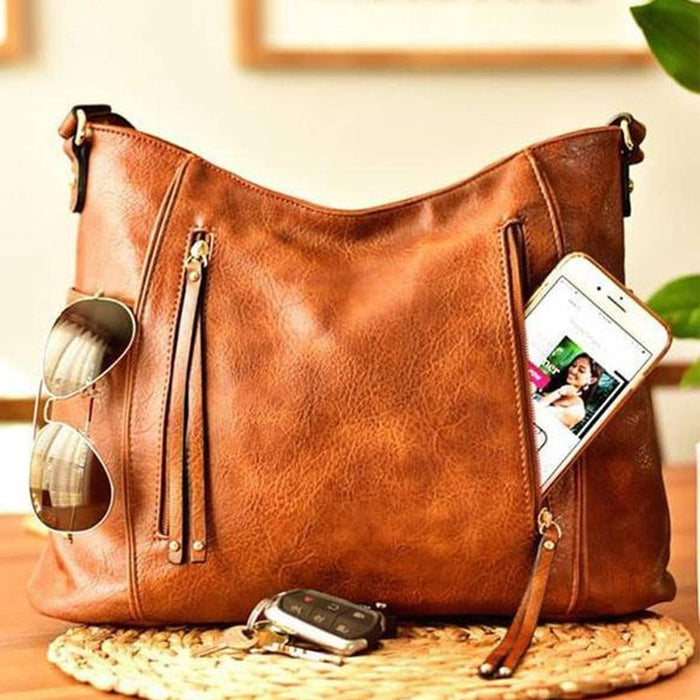 Delia Purse