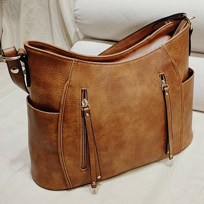 Delia Purse