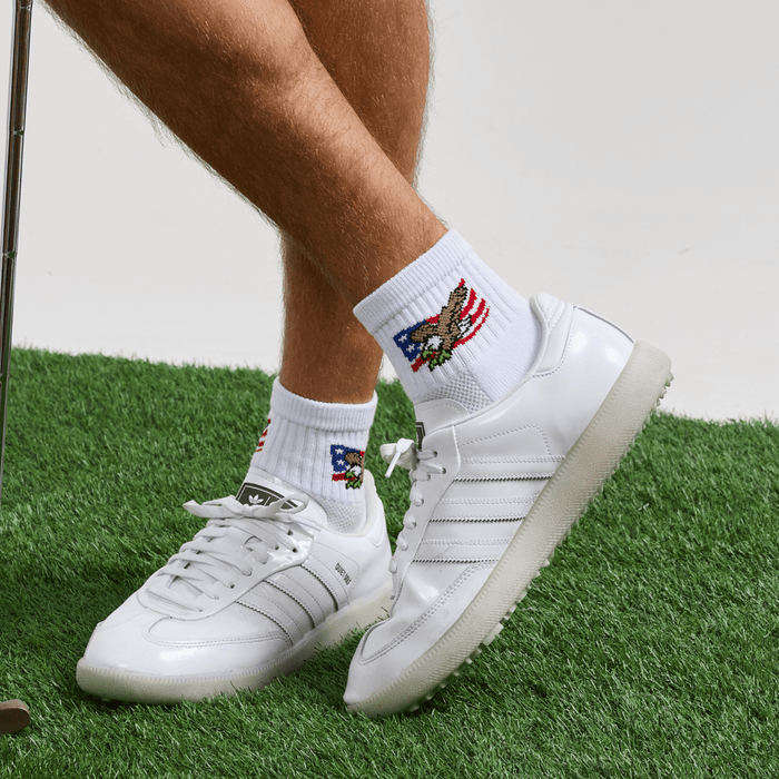 Del Campo Eagle Flag golf socks, lifestyle shot