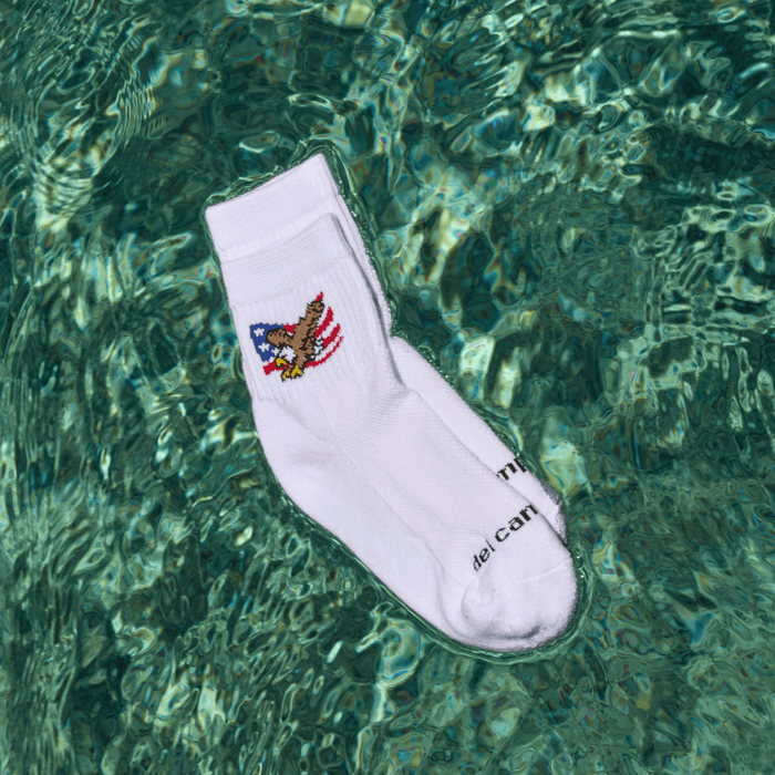 Del Campo Eagle Flag golf socks, lifestyle shot