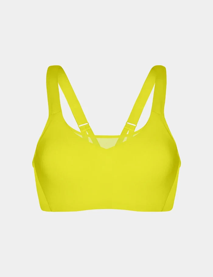 | Front view of model highlighting the coverage and fit | Citron