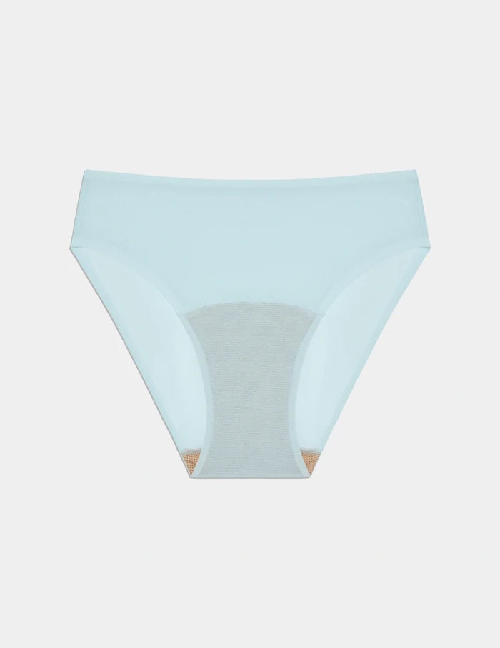 | Front view of model highlighting the coverage and fit | Blue Light