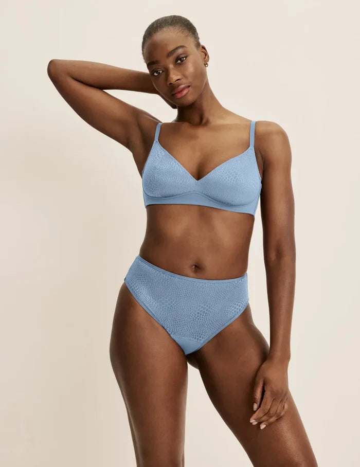 | Front view of model highlighting the coverage and fit | Chambray