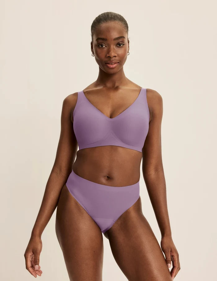 | Front view of model highlighting the coverage and fit | Cosmic
