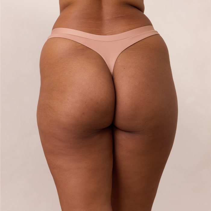 Nayeli, M