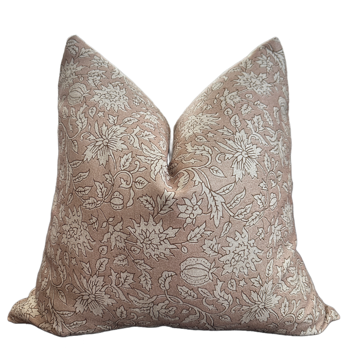 Goldie Pillow Cover: 22x22 Cover Only