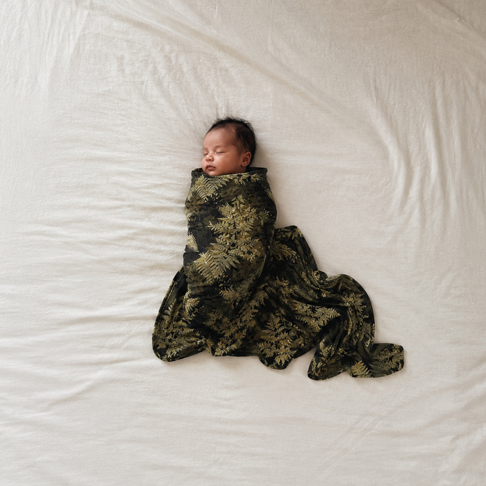 Green Hawaiian Ferns Kapa Moe — Hawaiian Bamboo Swaddle Blanket