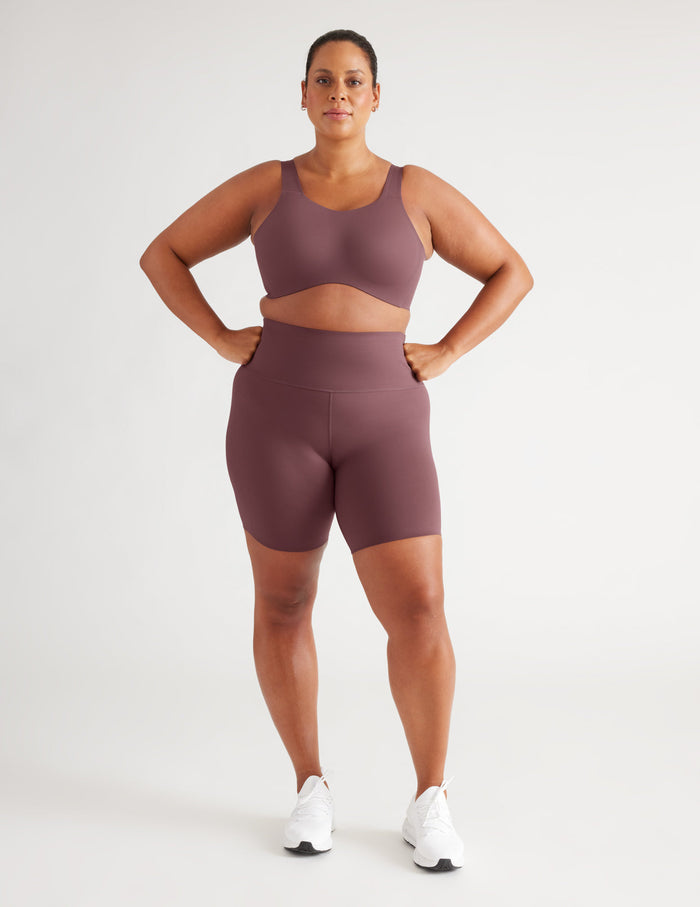 | Front view of model highlighting the coverage and fit | Dahlia