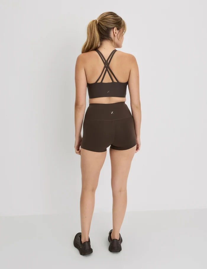 | Front view of model highlighting the coverage and fit | Espresso
