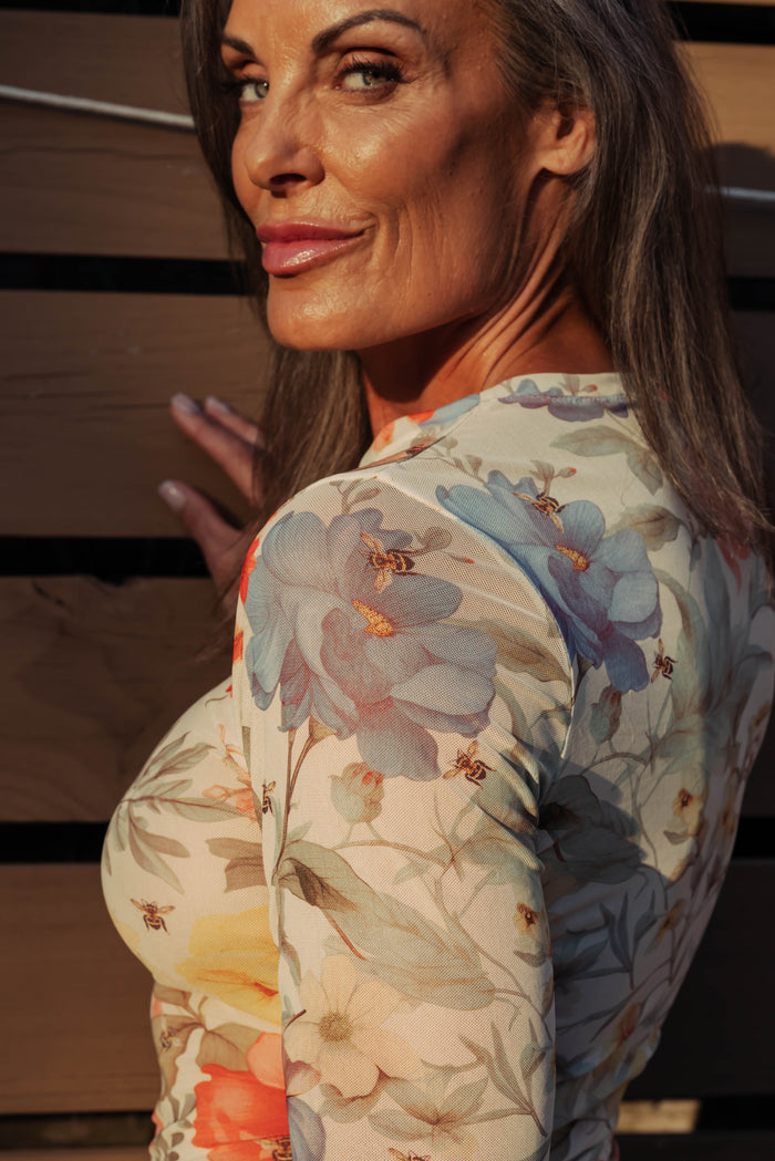 Honeybee Maxi Dress - L, XL & XXL left