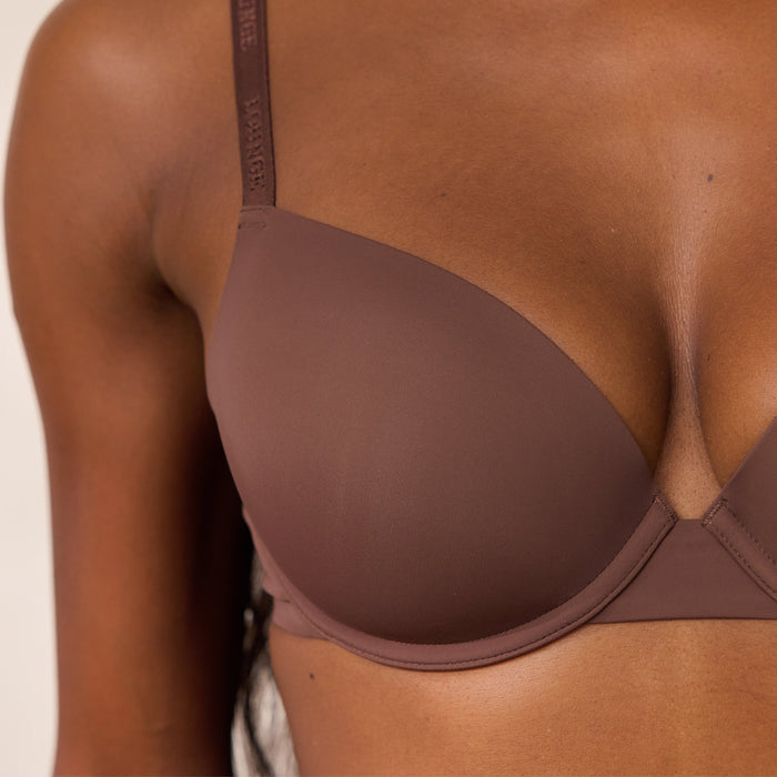 Amina, 34D/S