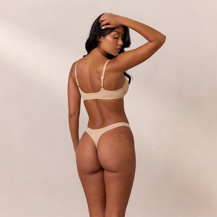 Muriel, 32DD/S