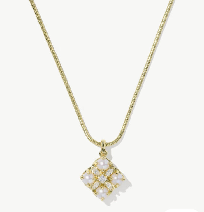 Kendra Scott Dira Pearl Short Pendant Necklace - Gold Freshwater Cultured Pearl