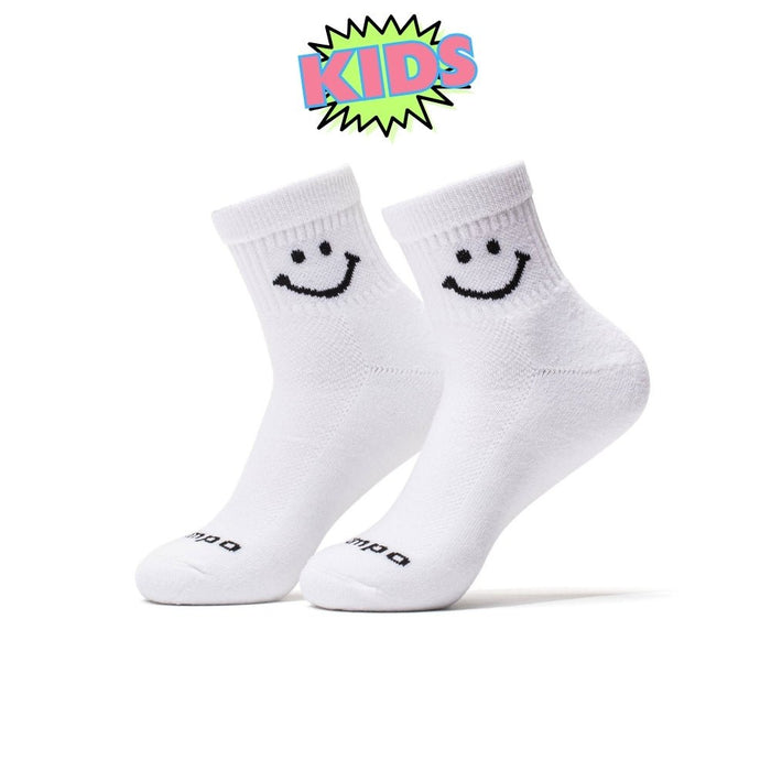 Del Campo Kids Pack golf socks featuring four kids' designs: smiley, blue smiley, pink smiley, and 1776