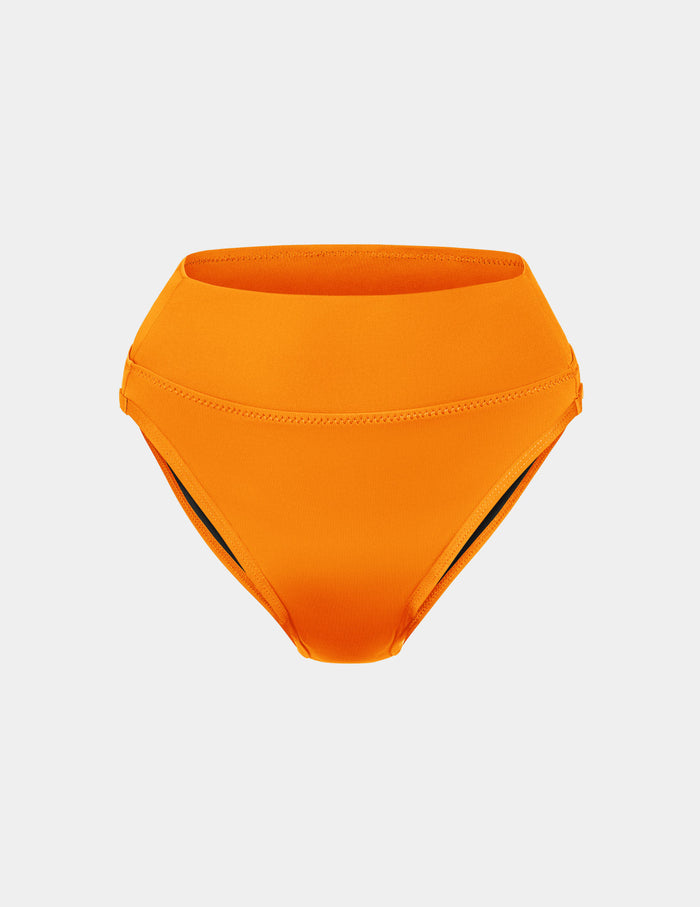 | Front view of model highlighting the coverage and fit | Mango