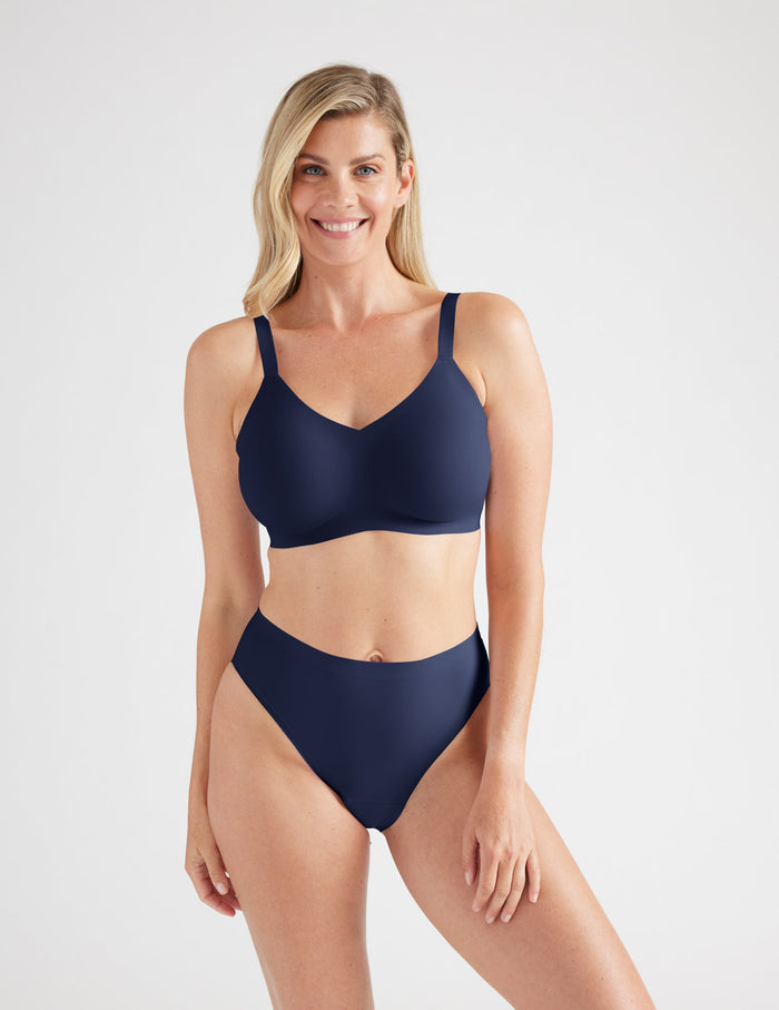 | Front view of model highlighting the coverage and fit | Midnight