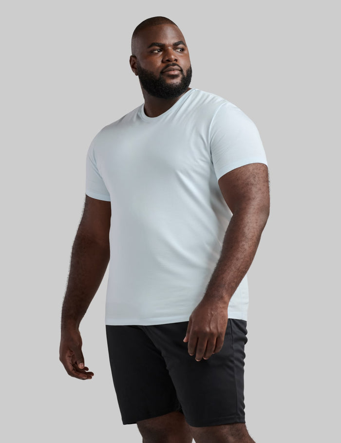 | Front view of model wearing the Men's CoolShift™ Tee highlighting the coverage and fit |  Ice