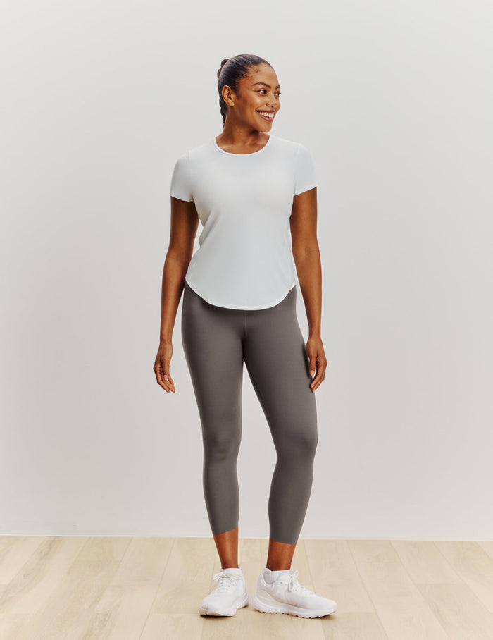 Cassaerea is a 34G and wears a Knix size M | White