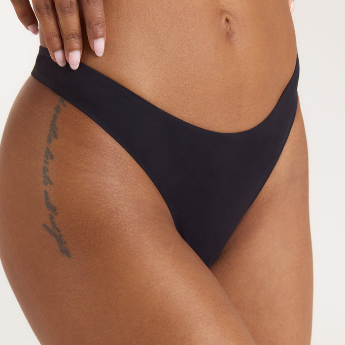 PillowSoft™ Thong - Black
