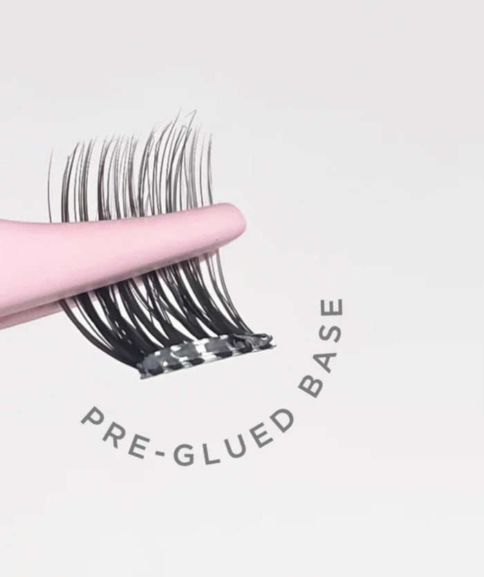 Pre glued lash kit by MinuLashes