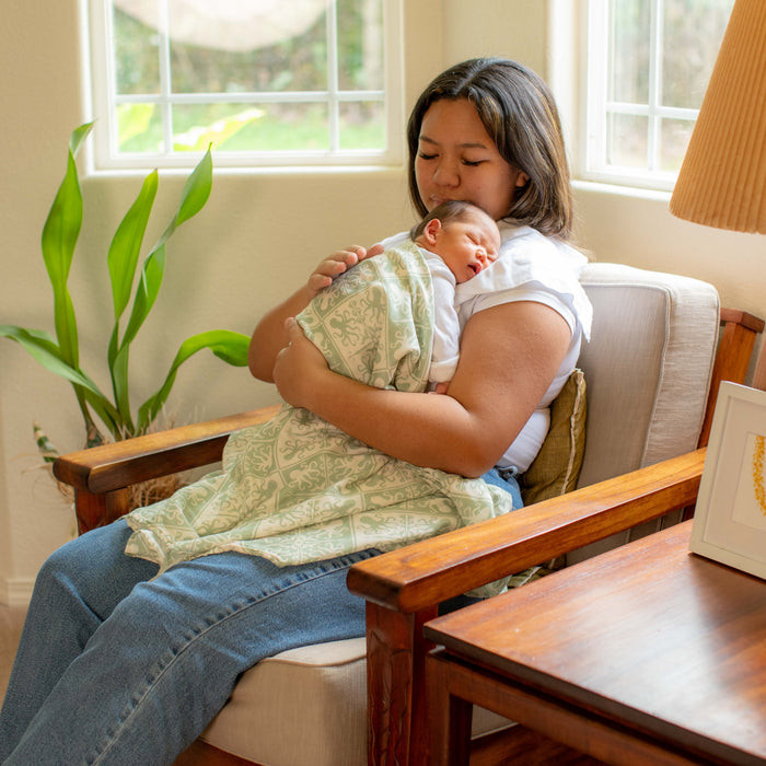 Sand Kuiki Heʻe Kapa Moe - Hawaiian Bamboo Swaddle Blanket