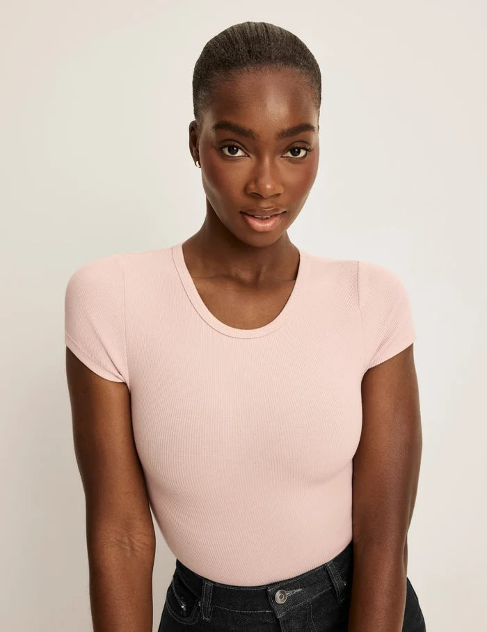Orlane is a 32DD wearing KNIX S | Hush