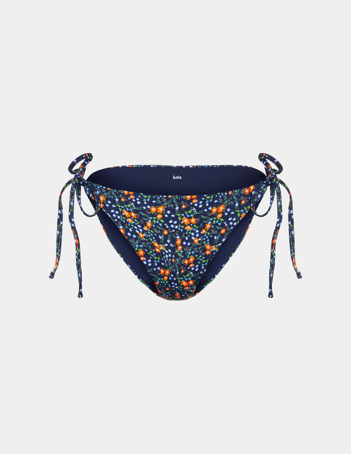 | Front view of model highlighting the coverage and fit | Sea Lily