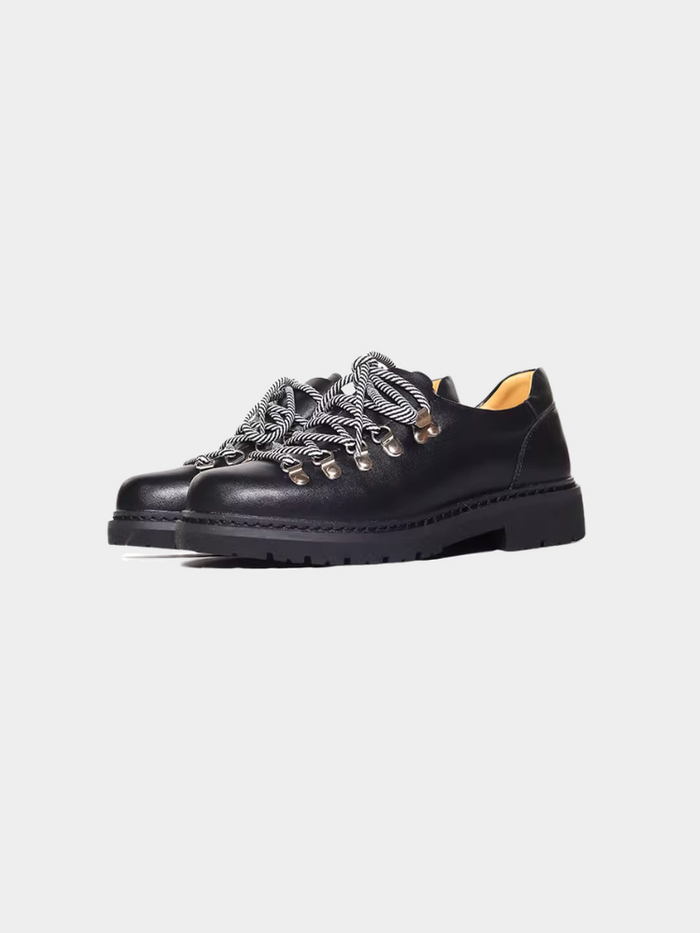 Summit Derby Black