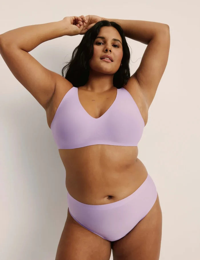| Front view of model highlighting the coverage and fit | Lilac