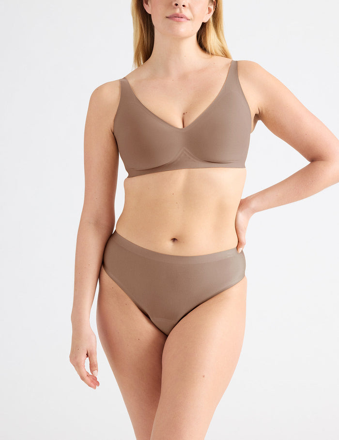 | Front view of model highlighting the coverage and fit | Mushroom
