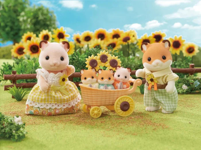 Sylvanian Families Hamster Family five figures parents and triplets – view 5
