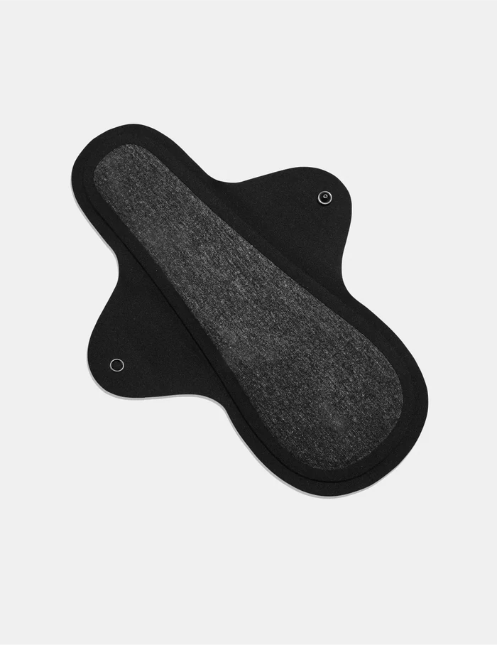 | Teen Super Leakproof Reusable Snap Pads shown front-facing against a light gray background | Black