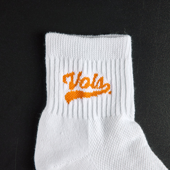 Close-up of the orange Vols script wordmark on Del Campo Tennessee Script golf socks
