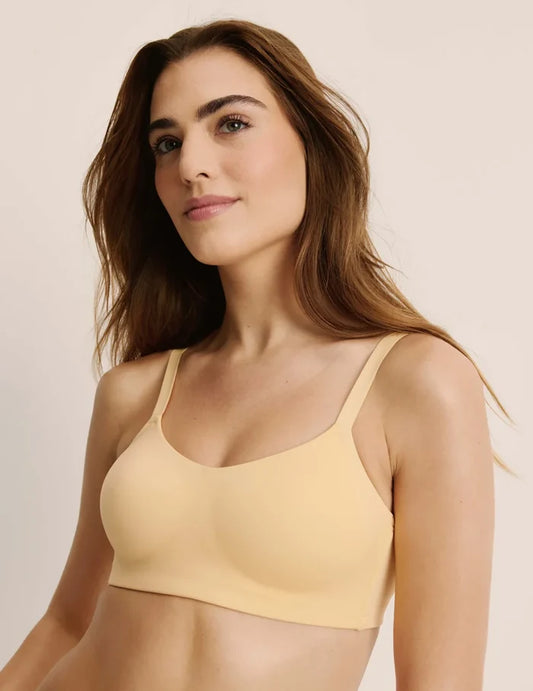 Ashley is a 32C and wearing KNIX S  | Buttercup