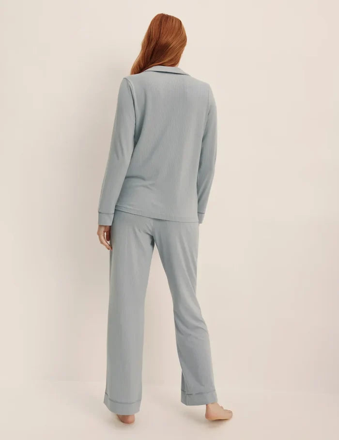 | Back view of model wearing the The Quintessential Sleep Set highlighting the coverage and fit | Glacier